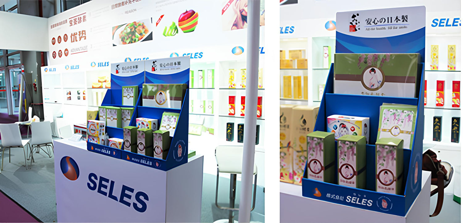 紙什器と組み合わせて魅せる！展示会やイベントで活躍するバックパネル活用のススメ